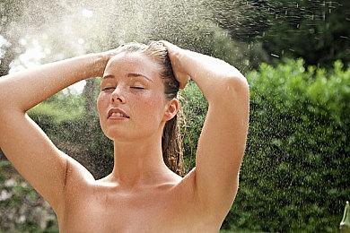 《JOJO群星之战R》试玩版现已上线提供5名角色可玩